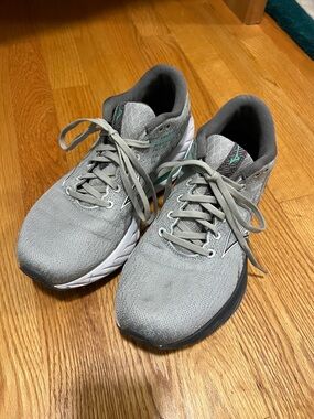 Mizuno Wave Inspire 19 Gray Athletic Running Shoes - Lightweight Comfort